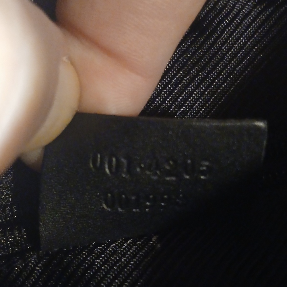 Authentic Gucci Black Hand Bag - Picture 14 of 16